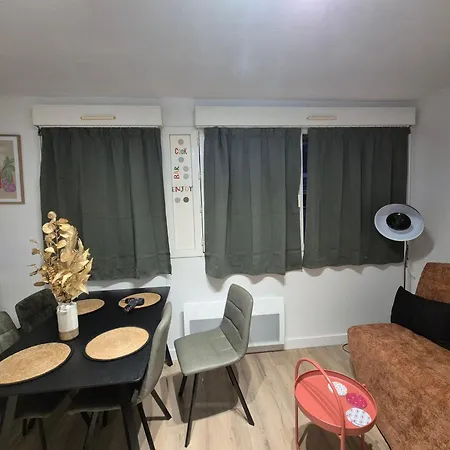 Apartment Quai 86 - Gare, Parking Privatif, Netflix, Fibre